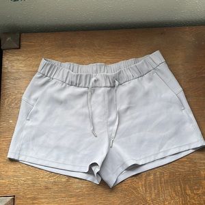 Lululemon Shorts size 12 barely worn